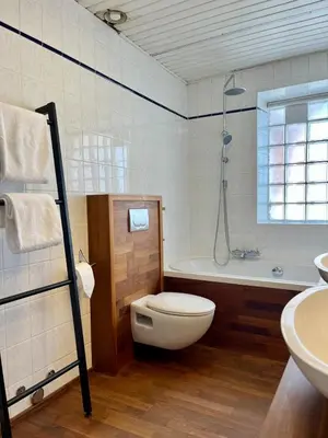 Ein Badezimmer in der Unterkunft FeWo Rosenstraße - Exklusive Ferienwohnung im Herzen von Tegernsee